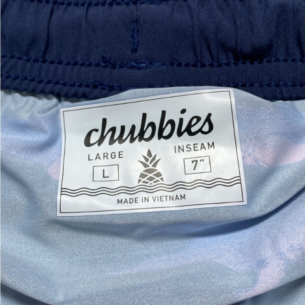 Men’s swim shorts